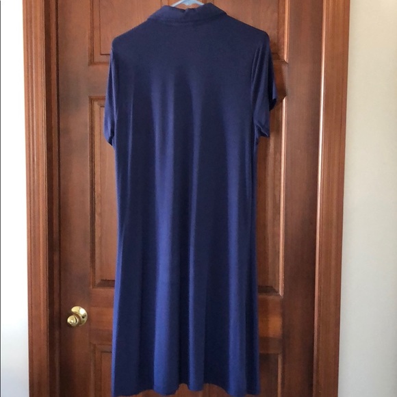 Short Sleeve Dress - Picture 3 of 4